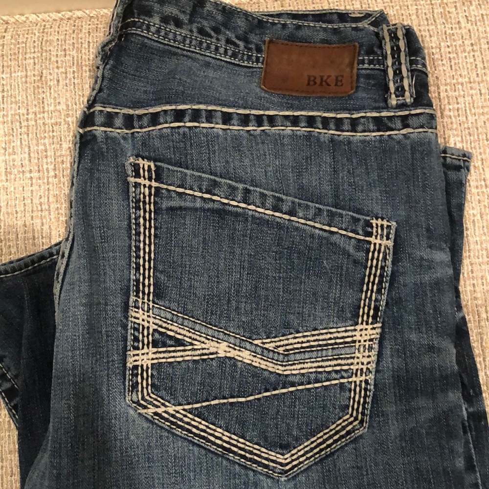Jeans - Picture 2 of 3